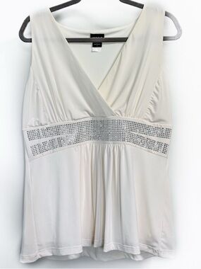 Torrid Plus Size Cream Sleeveless Blouse Rhinestone Accent Size 0/12-14